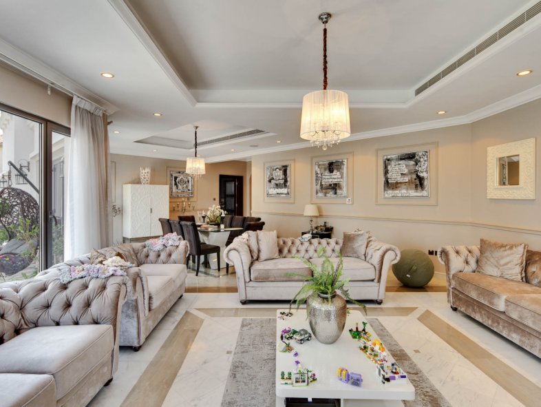 5 Bedroom Beachfront Signature Villa on Palm Jumeirah