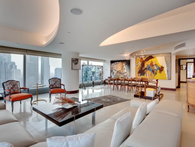 Centrally Located, Resort Style apartment in World Trade Centre