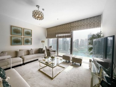 Chic and Modern Apartment at Marina Gate 1