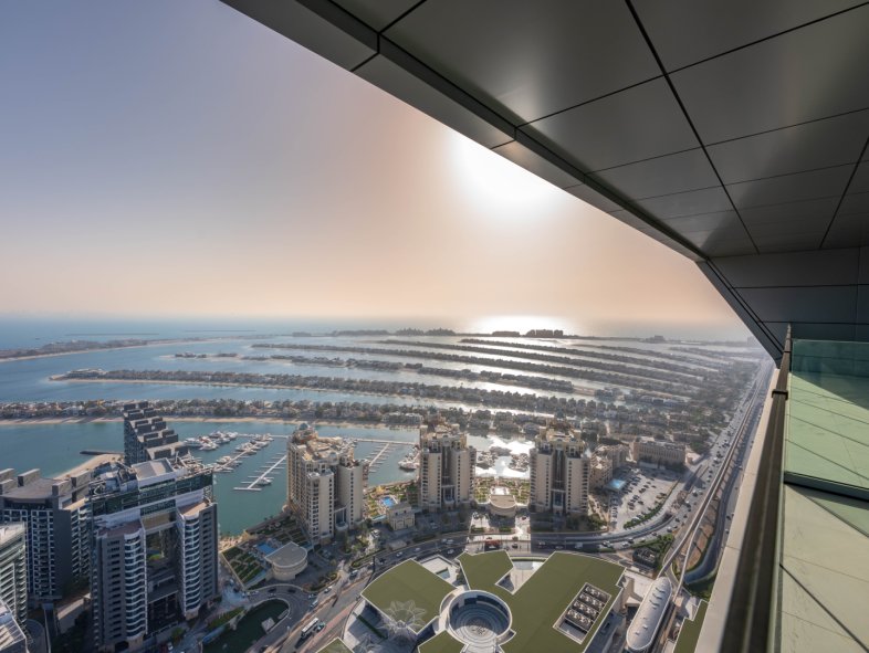 Luxury Furnished Apartment The Palm Tower