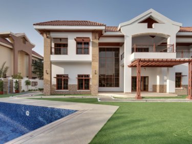 Brand New Corner Mansion with Pool in Jumeirah Islands