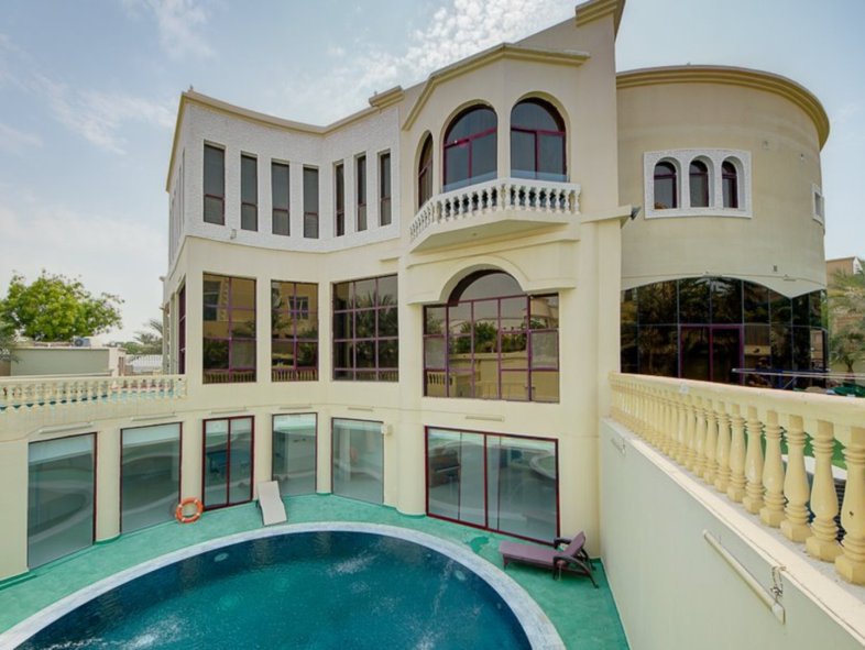 Stunningly Grand Luxury Villa in Emirates Hills