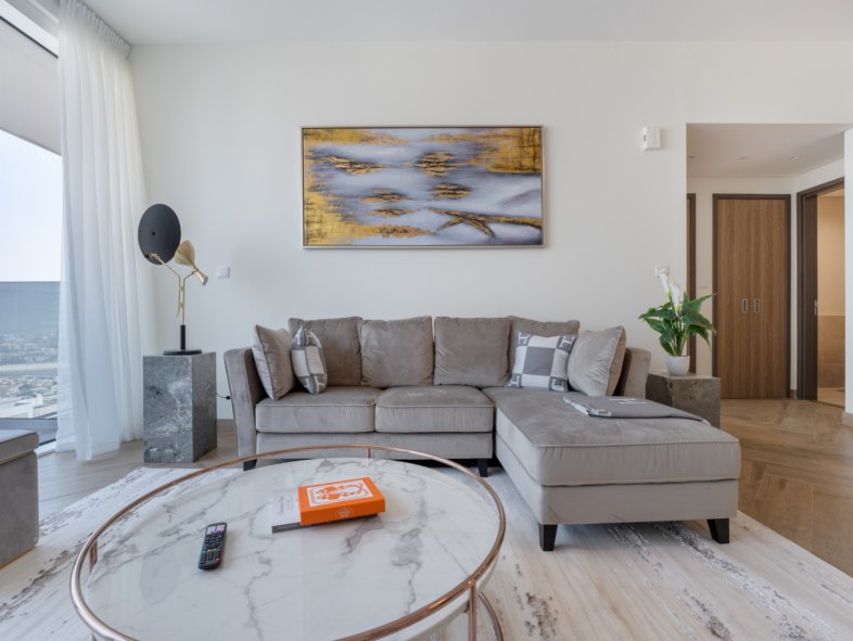 Chic executive apartment with huge balcony in Wasl1