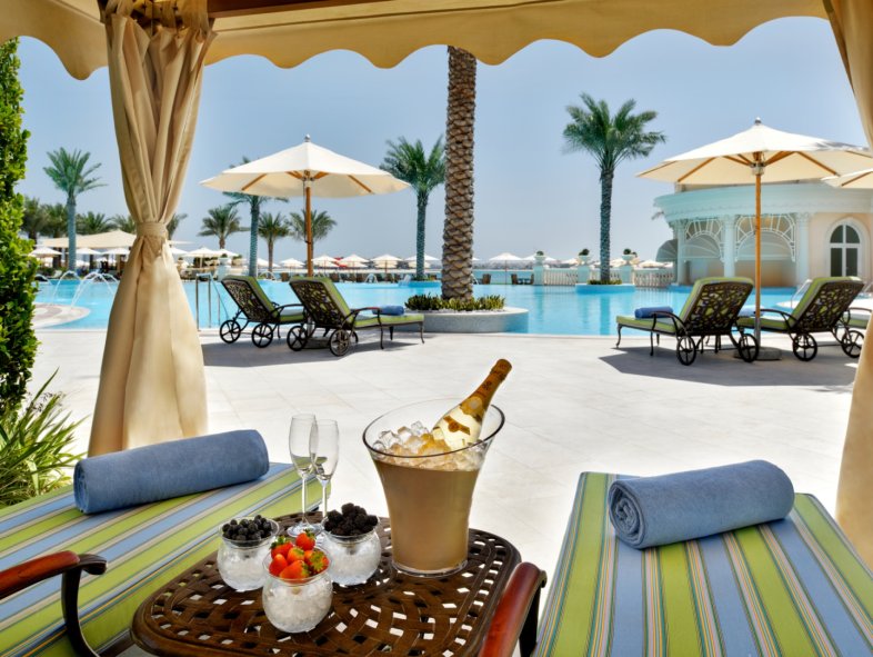 An Exclusive Waterfront Penthouse at Raffles The Palm LUXHABITAT