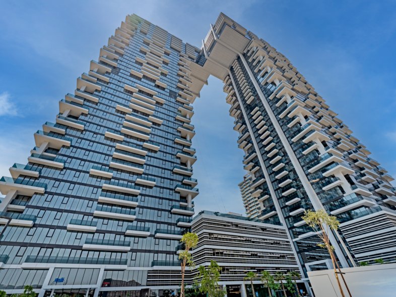 Sophisticated Executive Apartment in Wasl1