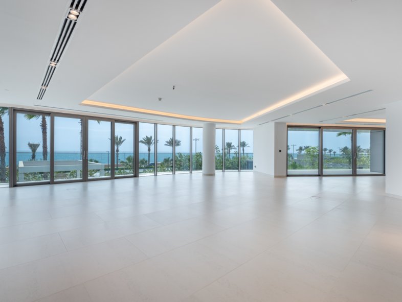 Exquisite Luxury Penthouse Apartment in Palm Jumeirah Resort