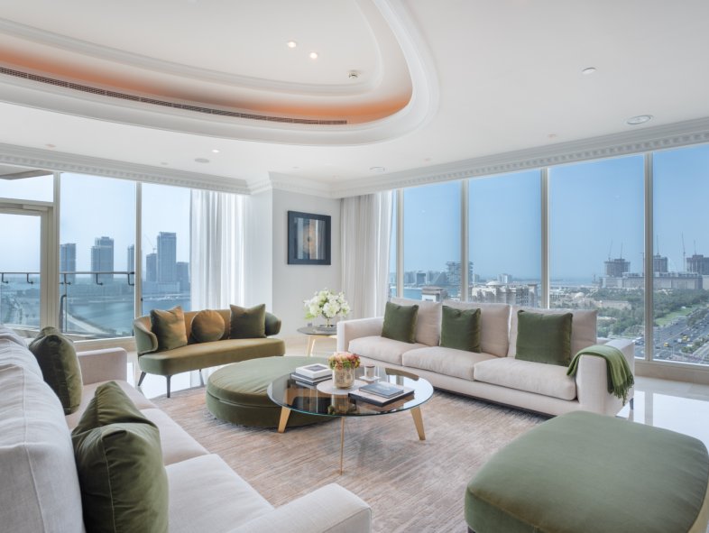 Exquisite Penthouse With Breathtaking Views