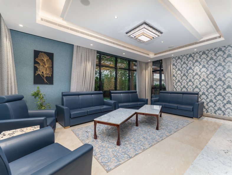 Luxury Beachfront Villa with Epic Entertainment Space on Pearl Jumeirah