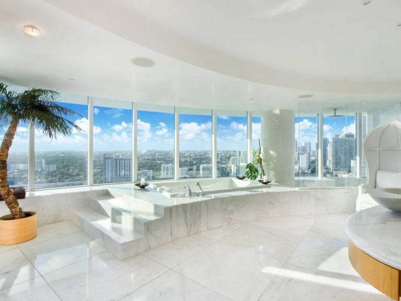 1643 Brickell Ave, 2902 Miami, Florida, 33129 United States