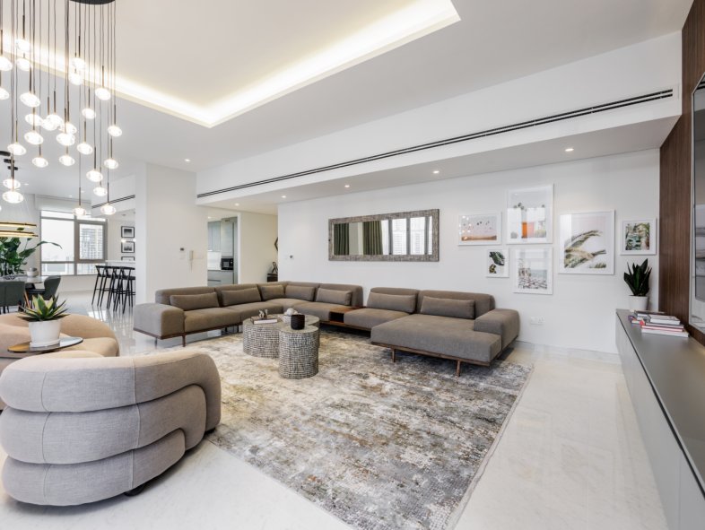 Skyline Townhouse: 3BR Penthouse ATL | CityView, Gym, Pool & Terrace ...