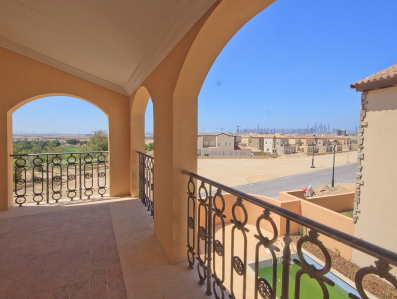 Firestone Villa with beautiful golf course views in JGE