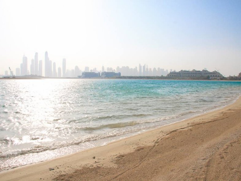 Modern Style Villa for sale in Palm Jumeirah, Dubai