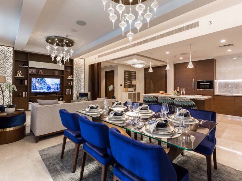 Luxury apartment in Business Bay with stunning views