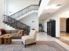 Luxury villa with pool in Jumeirah Islands