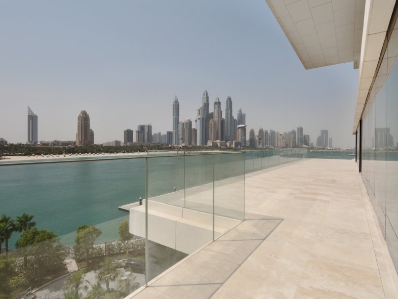 Resale Unit |Elegant luxury apartment on Palm