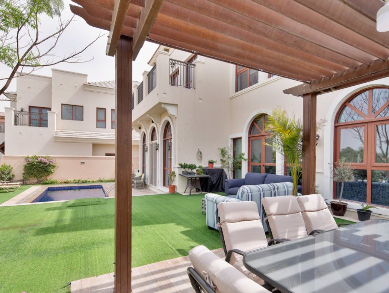 Jumeirah Golf Estates Area Guide LUXHABITAT