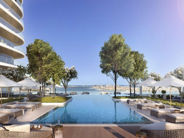 Luxury beachfront apartment in designer residence at Dubai Harbour