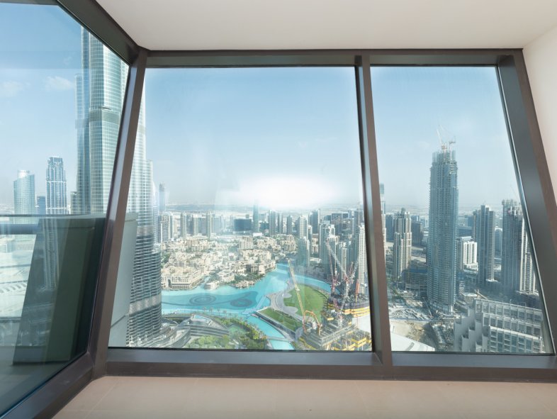 3 Bedrooms Sunset and Fountain Views in Downtown