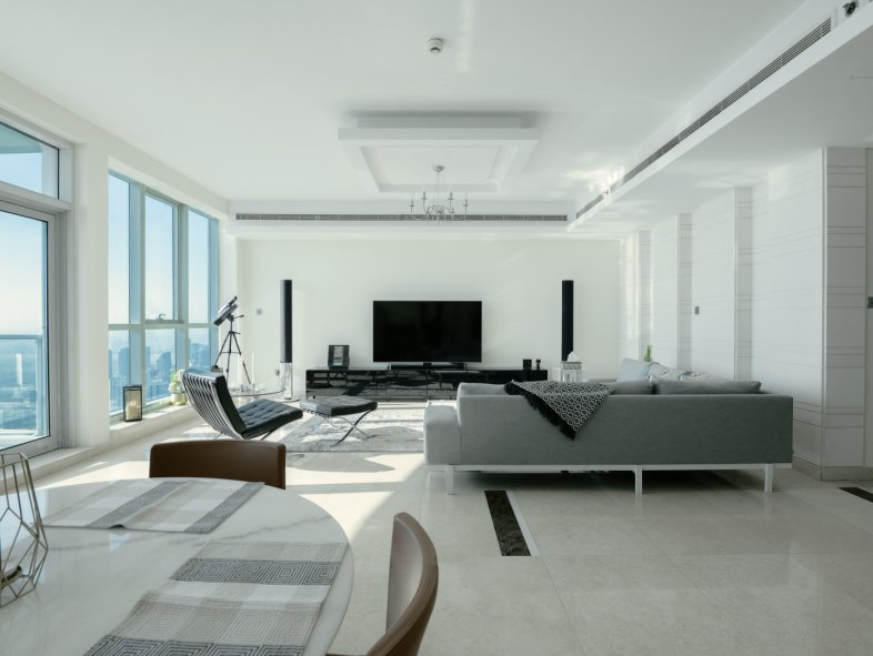 Luxury Penthouse Apartment in Dubai Marina