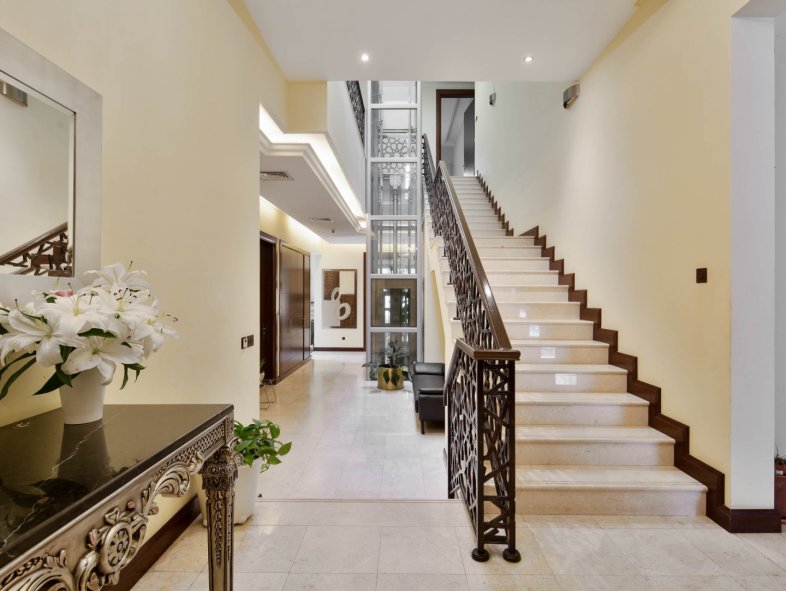 Skyline View Villa with Private Pool in Al Barari