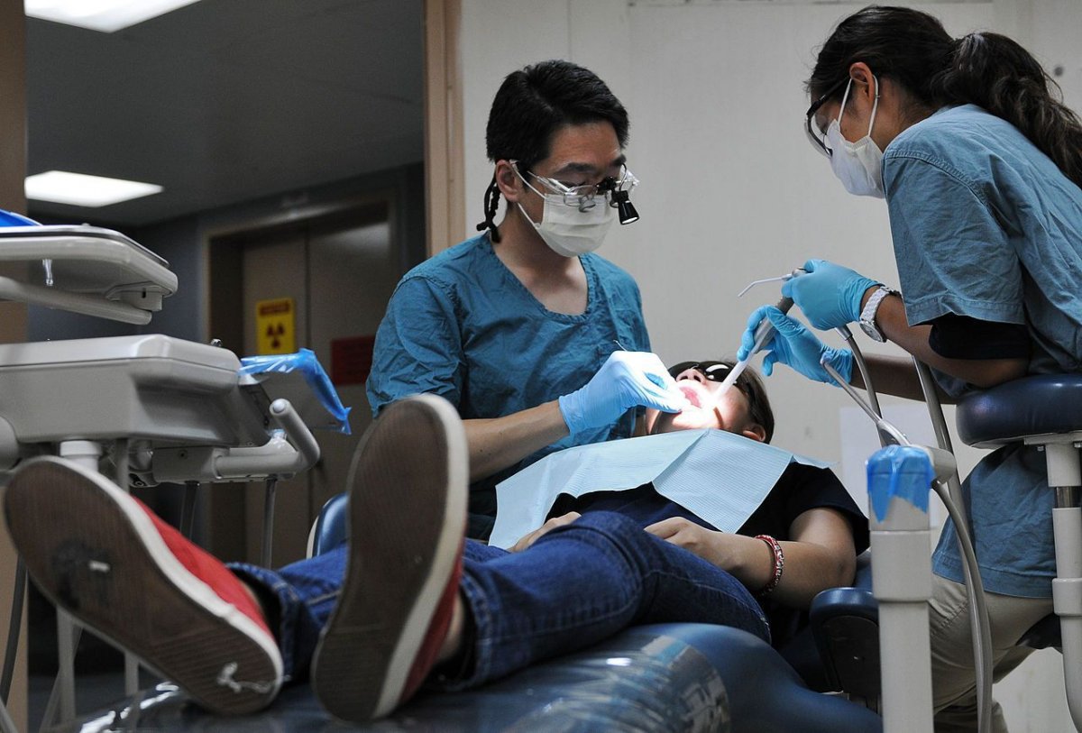 Dentist