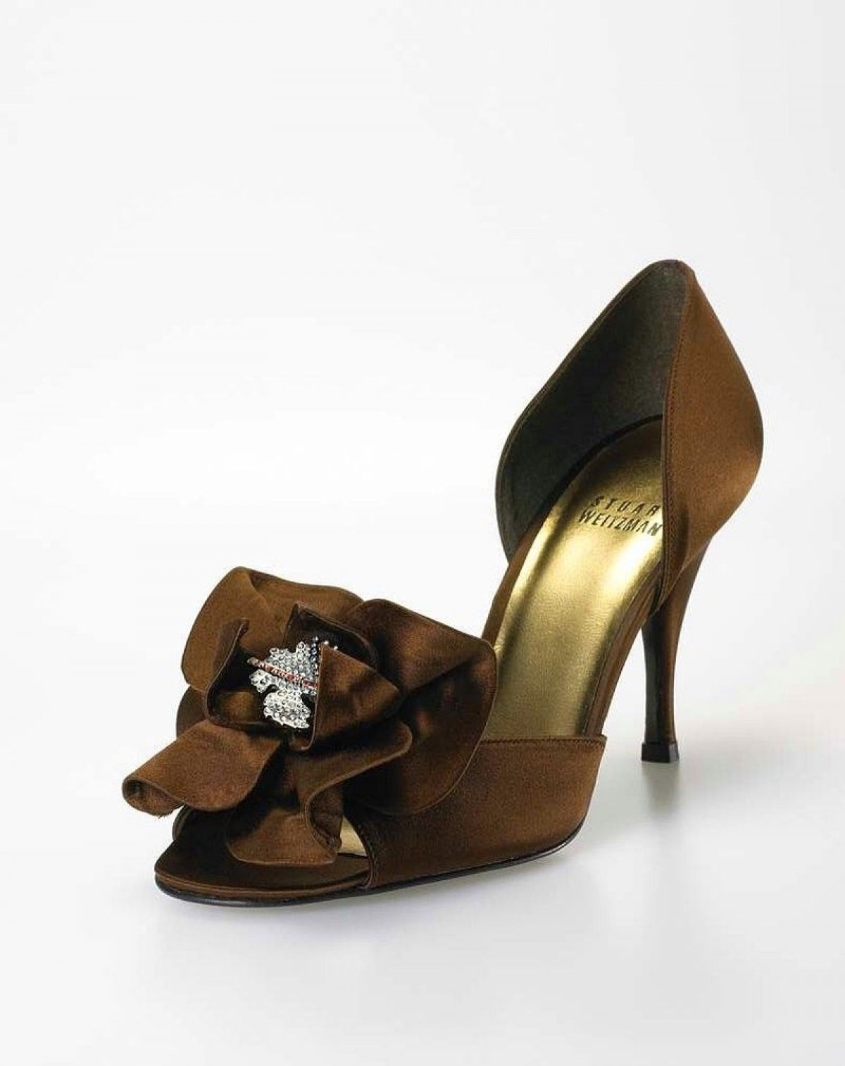 10 Best Shoemakers in the World  Most expensive shoes, Expensive shoes,  One carat diamond