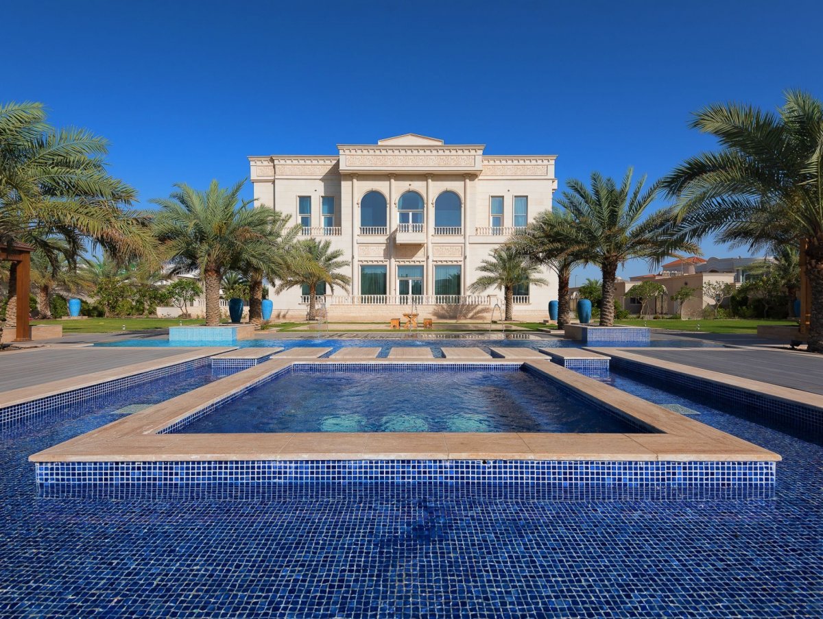 Most expensive villas in Dubai 2021 - Umm Suqeim villa | Luxhabitat